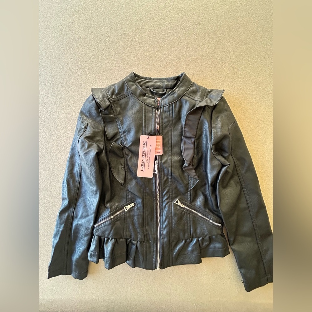 Girls Urban Republic Black Faux Leather Moto Jacket Size 14 NWT! Ready to Gift!​